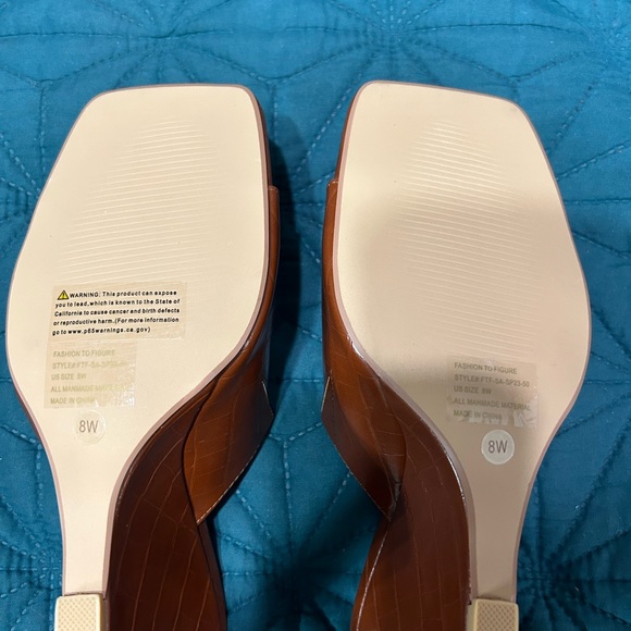 Offered in true wide widths that are so easy to wear 
• Heel Height: 4"-8 WIDE - Picture 3 of 5